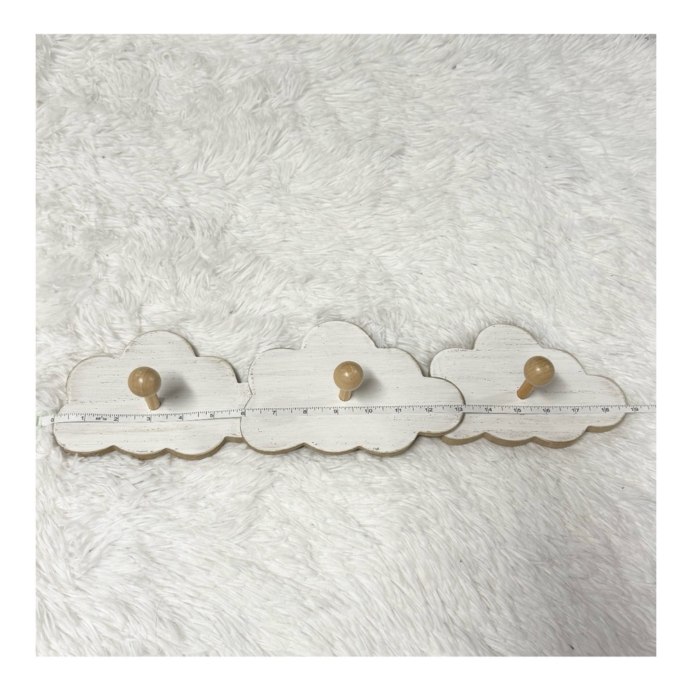 **DONATED** Cloud Shaped Wall Hooks - Picture 6 of 6